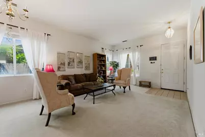 1644 Hickam Circle, Suisun City, CA 94585 - Photo 8