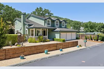 90 Saddle Wood Drive, Novato, CA 94945 - Photo 2