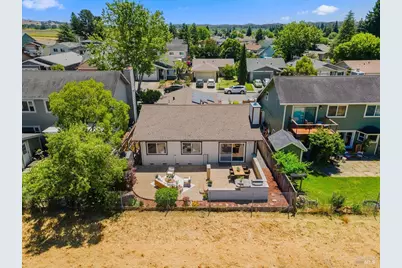 1588 Gladstone Way, Rohnert Park, CA 94928 - Photo 42