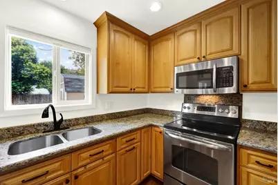 573 Westwood Court, Vacaville, CA 95688 - Photo 30
