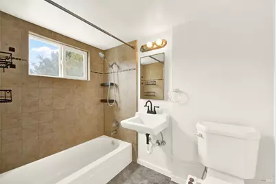 573 Westwood Court, Vacaville, CA 95688 - Photo 46