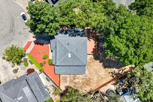 2322 S Hampton Circle, Santa Rosa, CA 95401 - Photo 2