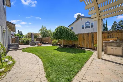 1169 Notre Dame Circle, Vacaville, CA 95687 - Photo 44