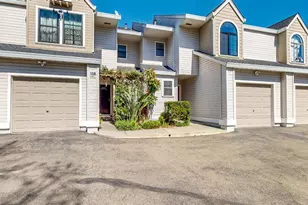 158 N Dutton Ave, Santa Rosa, CA 95401 - Photo 2