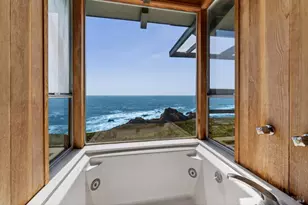 45680 Cypress Dr, Mendocino, CA 95460 - Photo 18