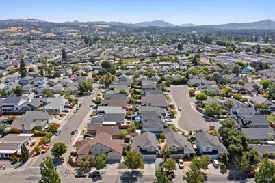 2092 Waltzer Road, Santa Rosa, CA 95403 - Photo 32