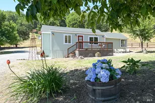 541 Atherton Ave, Novato, CA 94945 - Photo 2