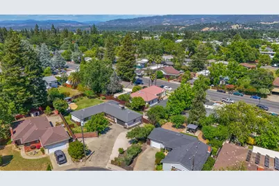 715 Pomolita Way, Ukiah, CA 95482 - Photo 36