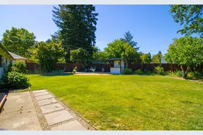 715 Pomolita Way, Ukiah, CA 95482 - Photo 26