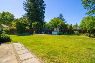 715 Pomolita Way, Ukiah, CA 95482 - Photo 26