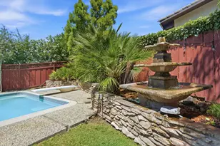 33 Manzano Ct, Novato, CA 94945 - Photo 30