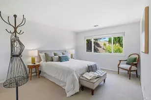 33 Manzano Ct, Novato, CA 94945 - Photo 18