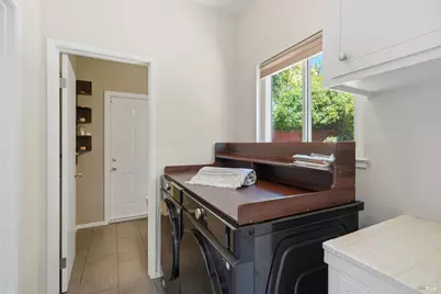 33 Manzano Court, Novato, CA 94945 - Photo 32