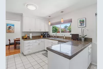 33 Manzano Court, Novato, CA 94945 - Photo 4