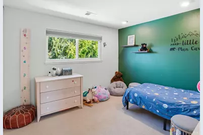 33 Manzano Court, Novato, CA 94945 - Photo 22