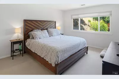 33 Manzano Court, Novato, CA 94945 - Photo 14