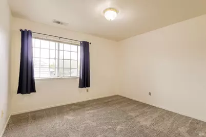 1195 Exeter, Santa Rosa, CA 95401 - Photo 24