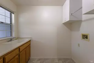 1195 Exeter, Santa Rosa, CA 95401 - Photo 12