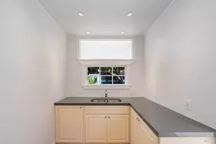 376 Randolph St, Napa, CA 94559 - Photo 26