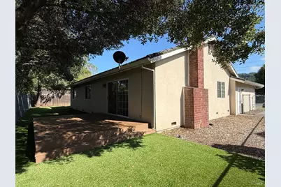 2553 Cactus Avenue, Santa Rosa, CA 95405 - Photo 14