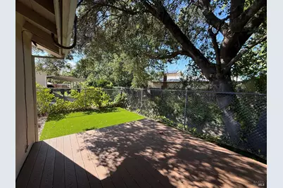 2553 Cactus Avenue, Santa Rosa, CA 95405 - Photo 12