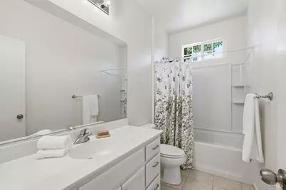 9353 Oak Trail Circle, Santa Rosa, CA 95409 - Photo 12