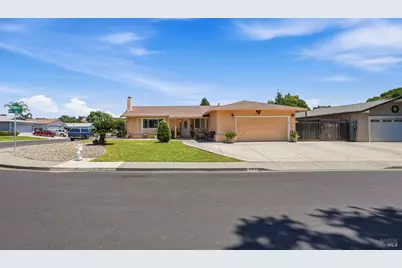 773 Blue Ridge Lane, Vacaville, CA 95688 - Photo 2