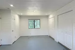 27620 Poppy Dr, Willits, CA 95490 - Photo 18