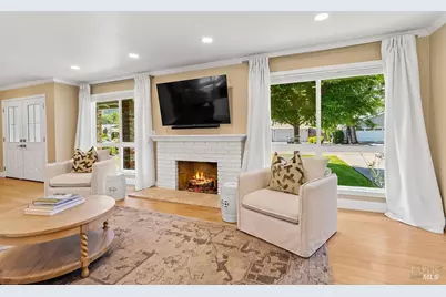 469 Pythian Road, Santa Rosa, CA 95409 - Photo 14