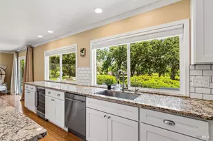 469 Pythian Rd, Santa Rosa, CA 95409 - Photo 22
