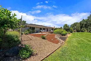 469 Pythian Rd, Santa Rosa, CA 95409 - Photo 34