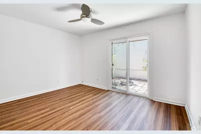 98 Village Circle, San Rafael, CA 94903 - Photo 16