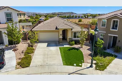 556 Yarrow Court, Fairfield, CA 94534 - Photo 2