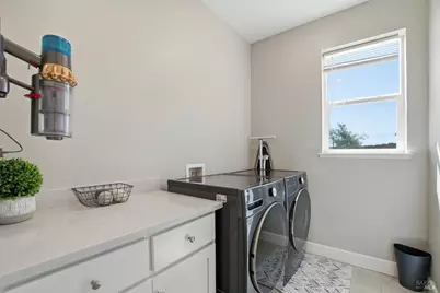 556 Yarrow Court, Fairfield, CA 94534 - Photo 22