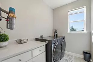 556 Yarrow Ct, Fairfield, CA 94534 - Photo 22