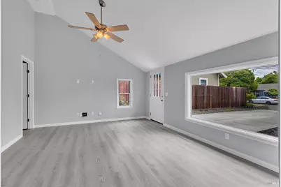 943 Frazier Avenue, Santa Rosa, CA 95404 - Photo 12
