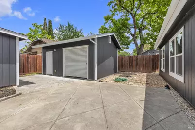 943 Frazier Avenue, Santa Rosa, CA 95404 - Photo 4