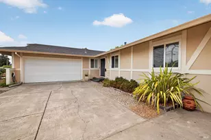1517 Weaverly Dr, Petaluma, CA 94954 - Photo 2
