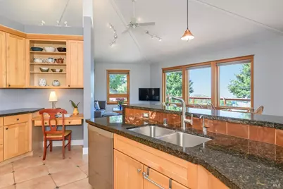 6649 Round Oak Road, Penngrove, CA 94951 - Photo 24