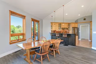 6649 Round Oak Rd, Penngrove, CA 94951 - Photo 16