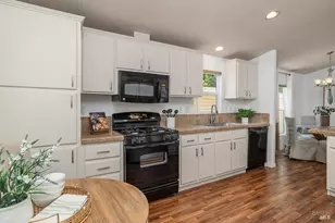 25 Oceano Pl, Novato, CA 94949 - Photo 14