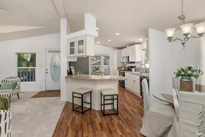 25 Oceano Place, Novato, CA 94949 - Photo 2