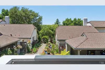 69 Village Circle, San Rafael, CA 94903 - Photo 8