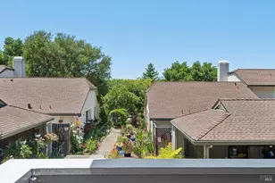 69 Village Cir, San Rafael, CA 94903 - Photo 8