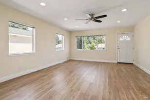 1135 4th St, Novato, CA 94945 - Photo 6