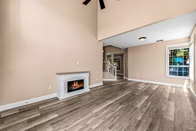 266 Tamarisk Circle, Suisun City, CA 94585 - Photo 6