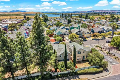 266 Tamarisk Circle, Suisun City, CA 94585 - Photo 58