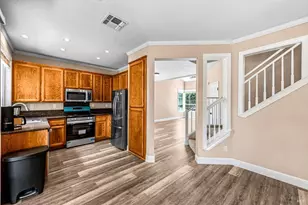 266 Tamarisk Cir, Suisun City, CA 94585 - Photo 18
