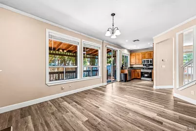 266 Tamarisk Circle, Suisun City, CA 94585 - Photo 10