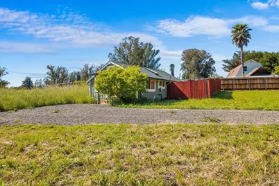 635 Goodwin Avenue, Penngrove, CA 94951 - Photo 32